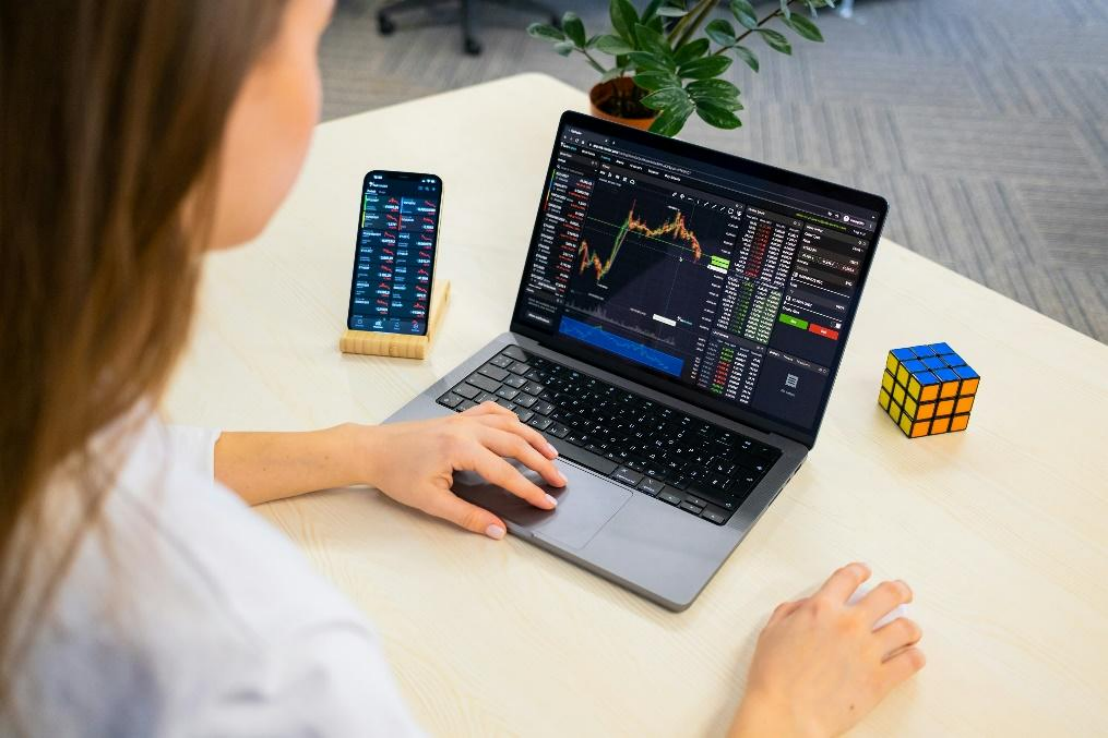 Crypto Lending Markets: How Decentralized Platforms Are Disrupting Traditional Finance